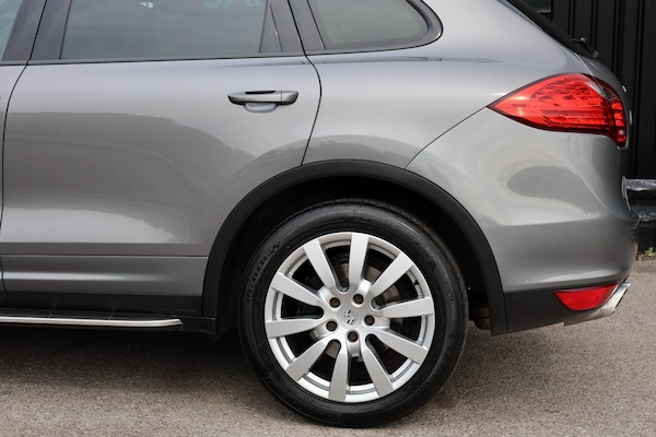 Used Porsche Cayenne 2013 for sale - 75046765: Photo 39