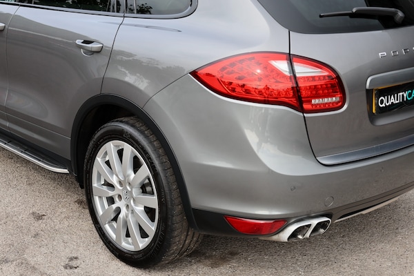 Used Porsche Cayenne 2013 for sale - 75046765: Photo 40