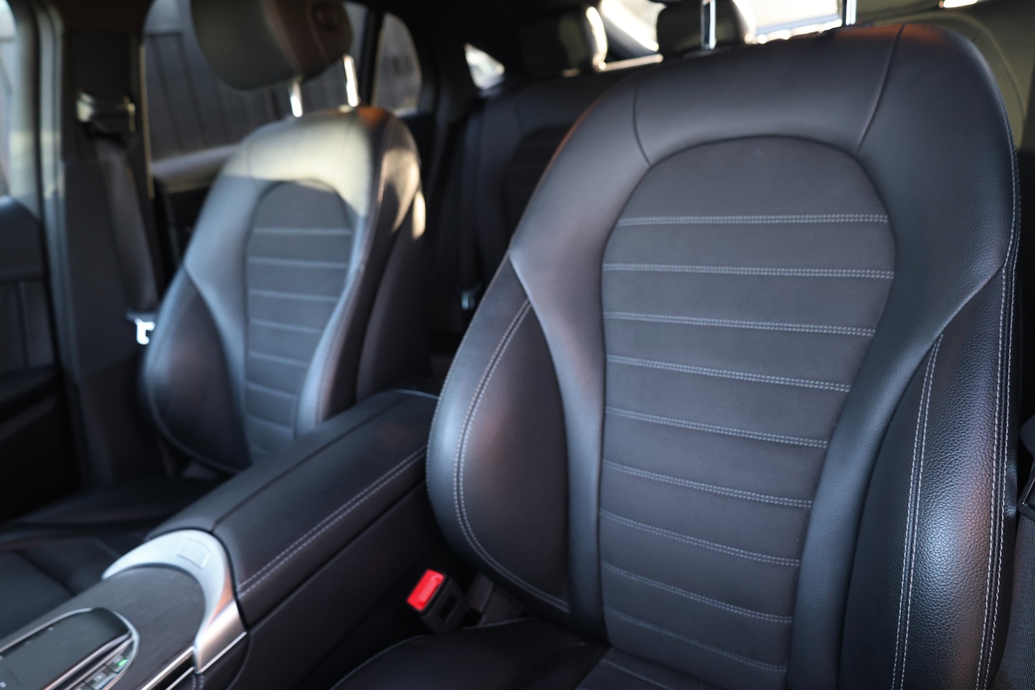 Used Mercedes-Benz GLC 2019 for sale - 77032595: Photo 9