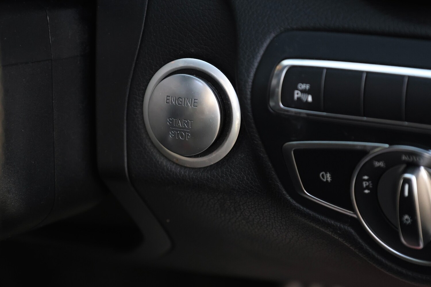 Used Mercedes-Benz C Class 2018 for sale - 77851519: Photo 18