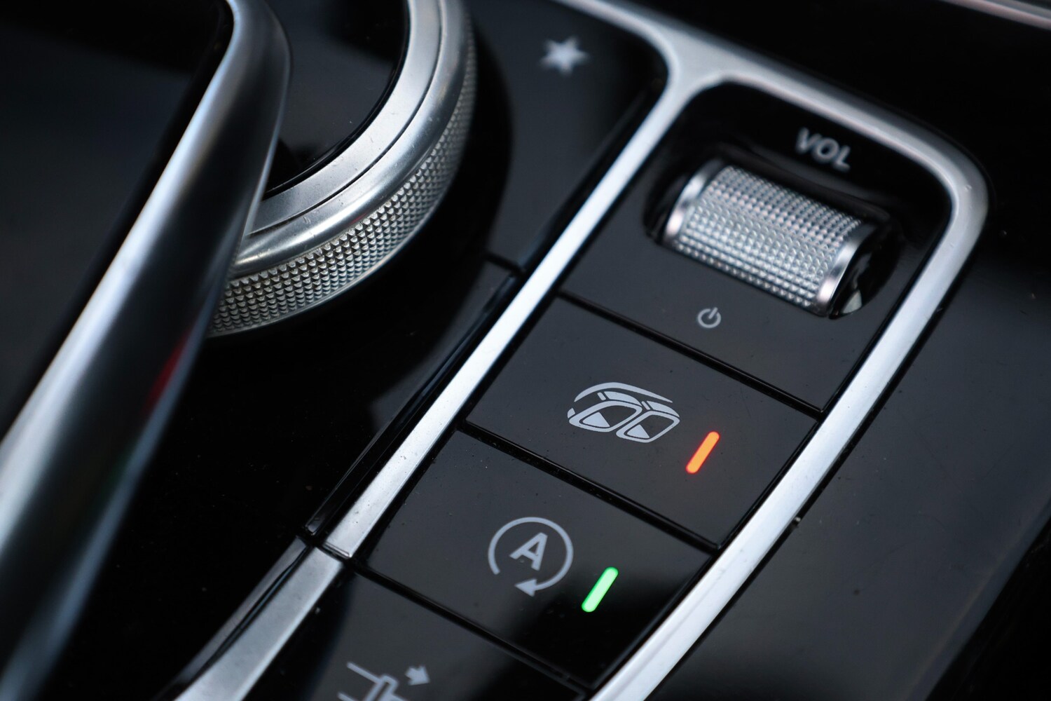 Used Mercedes-Benz C Class 2018 for sale - 77851519: Photo 40