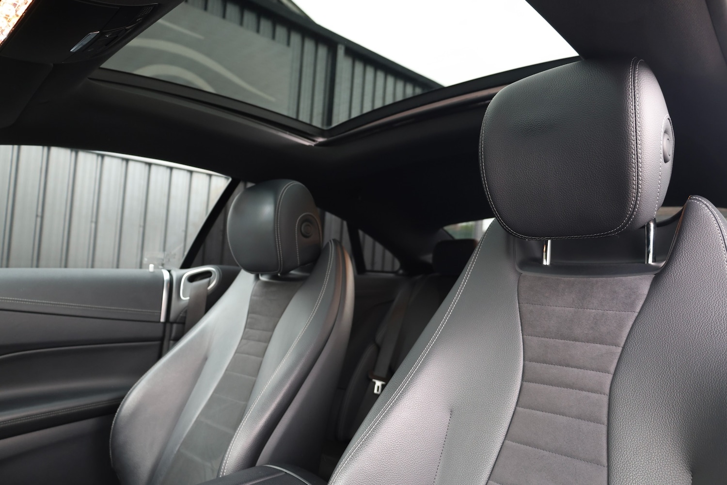 Used Mercedes-Benz E Class 2018 for sale - 76402511: Photo 10