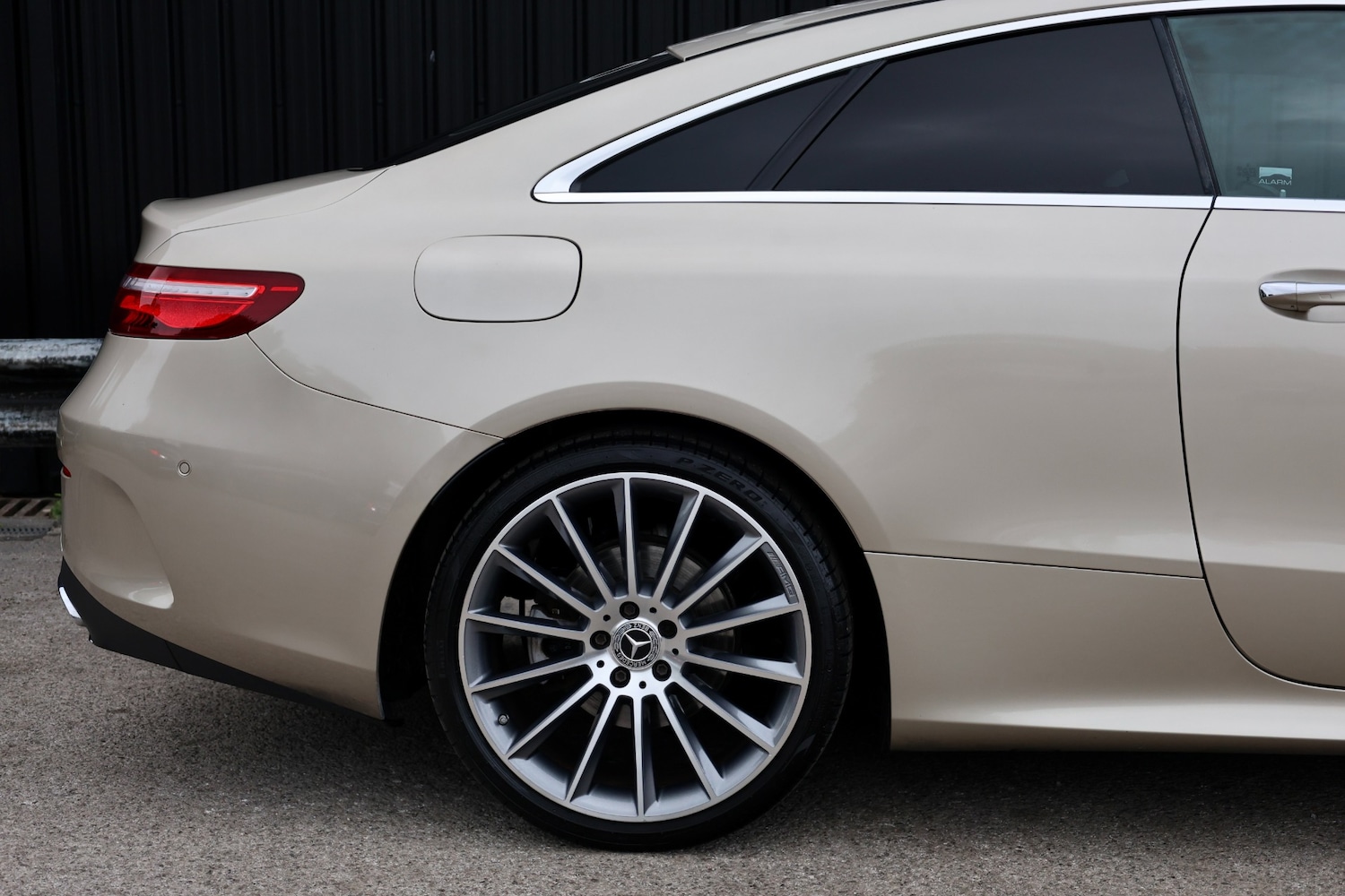 Used Mercedes-Benz E Class 2018 for sale - 76402511: Photo 21