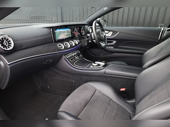 Used Mercedes-Benz E Class 2018 for sale - 76402511: Photo