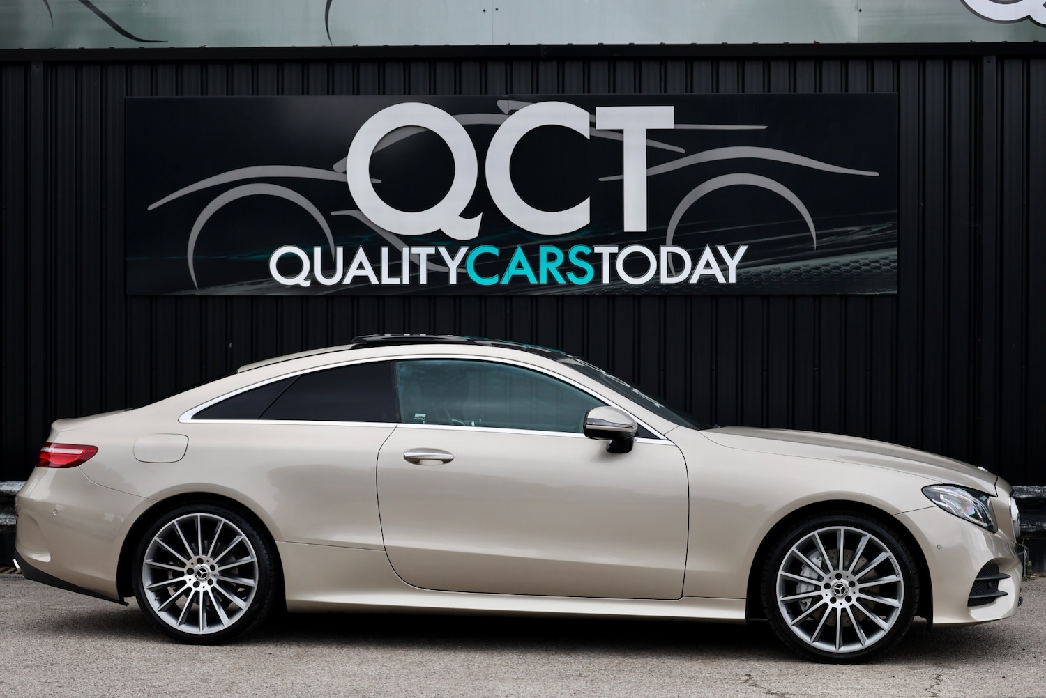 Used Mercedes-Benz E Class 2018 for sale - 76402511: Photo 8