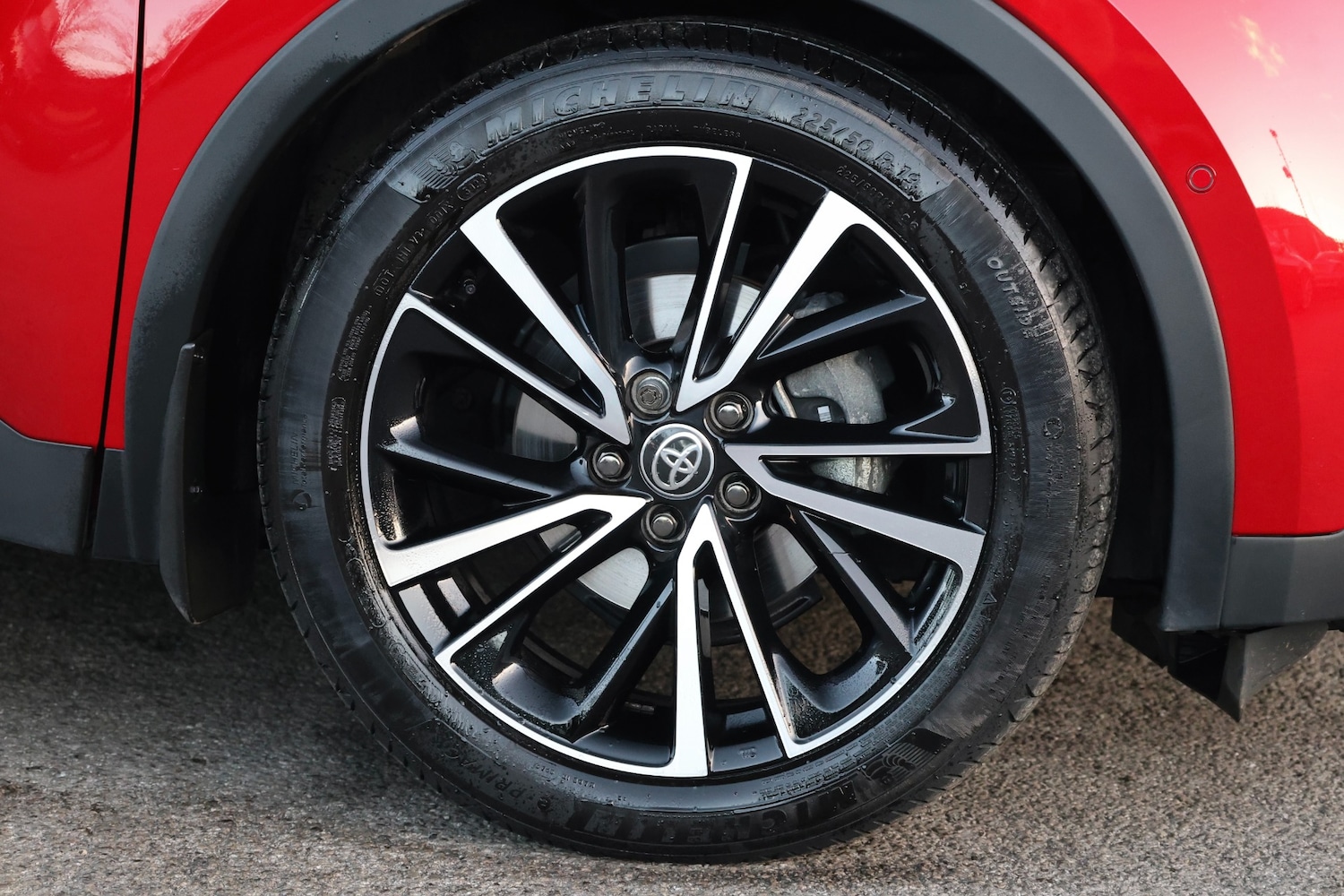 Used Toyota C-HR 2025 for sale - 77094250: Photo 24