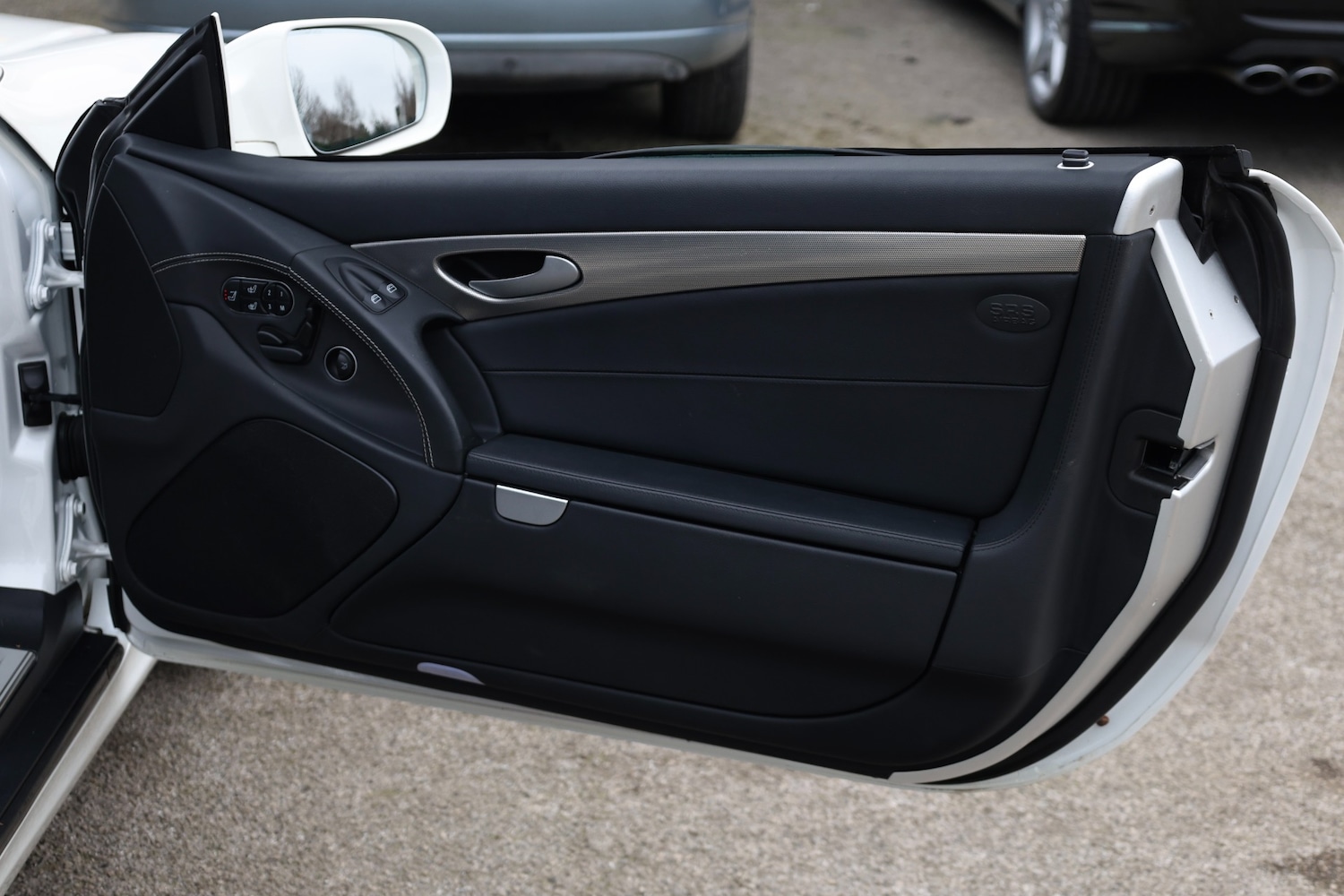 Used Mercedes-Benz SL 2010 for sale - 77800184: Photo 18