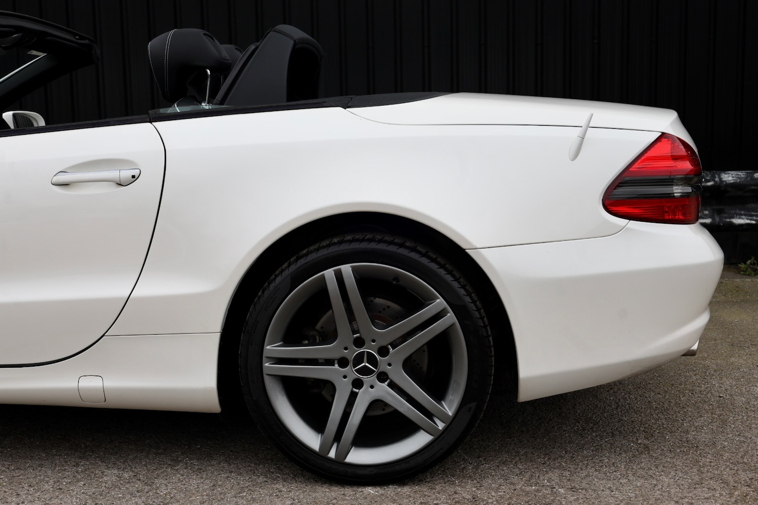 Used Mercedes-Benz SL 2010 for sale - 77800184: Photo 34