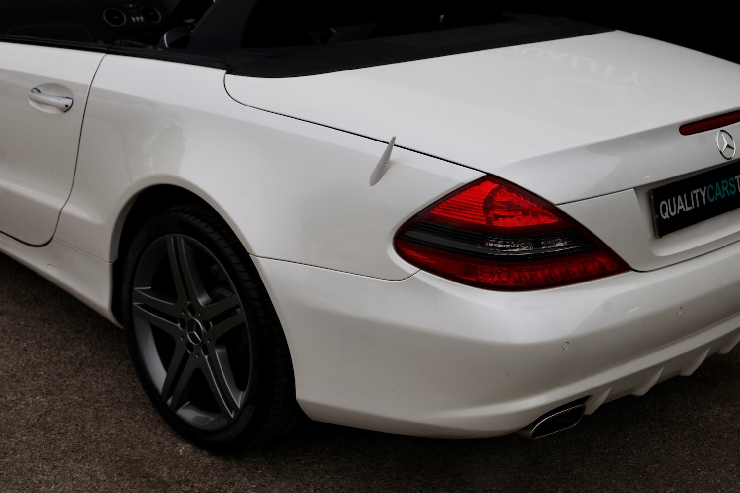 Used Mercedes-Benz SL 2010 for sale - 77800184: Photo 35