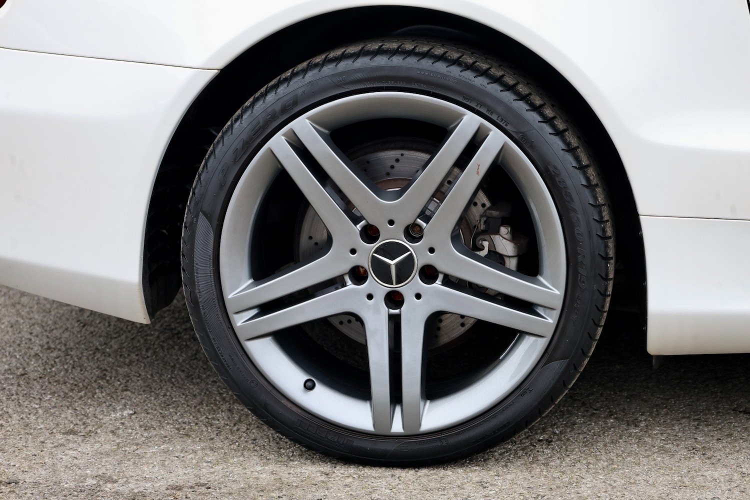 Used Mercedes-Benz SL 2010 for sale - 77800184: Photo 37