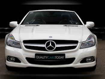 Used Mercedes-Benz SL 2010 for sale - 77800184: Photo