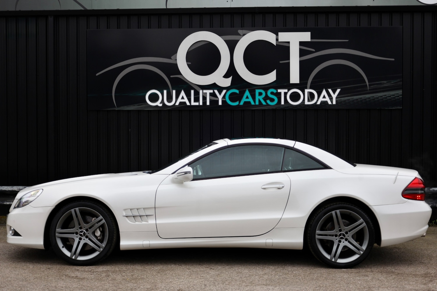 Used Mercedes-Benz SL 2010 for sale - 77800184: Photo 9