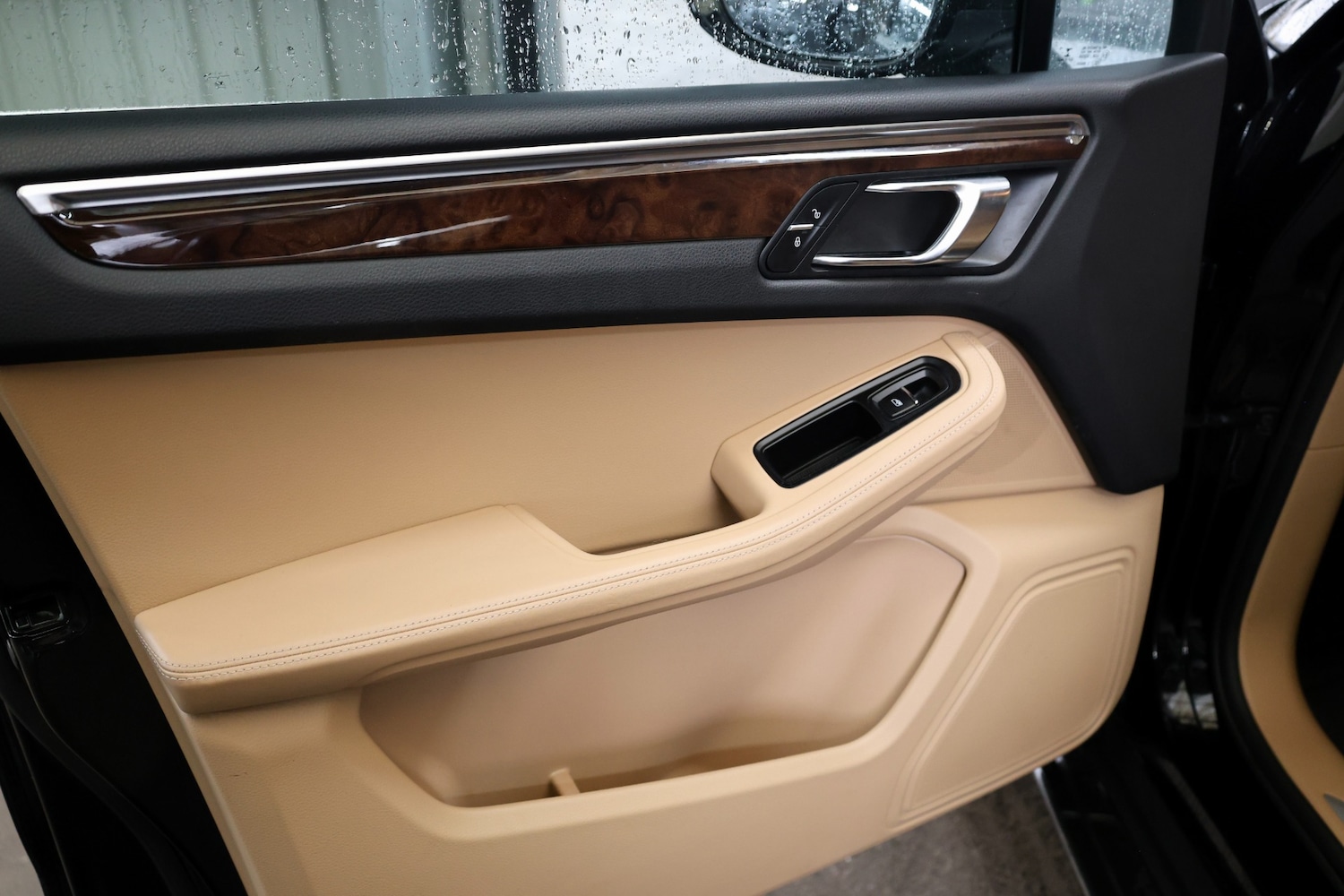 Used Porsche Macan 2016 for sale - 76447567: Photo 16