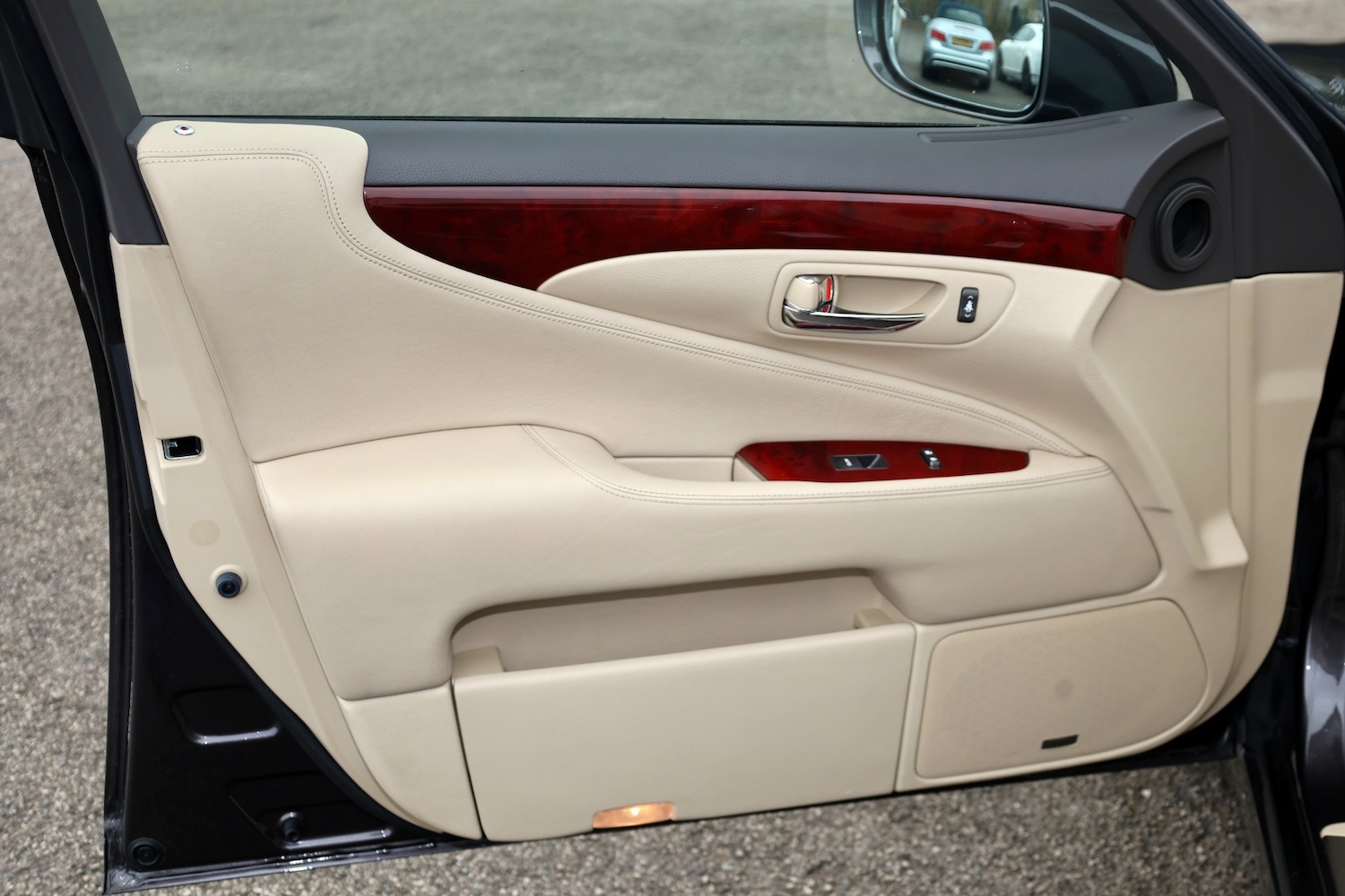 Used Lexus LS 2007 for sale - 76555367: Photo 39