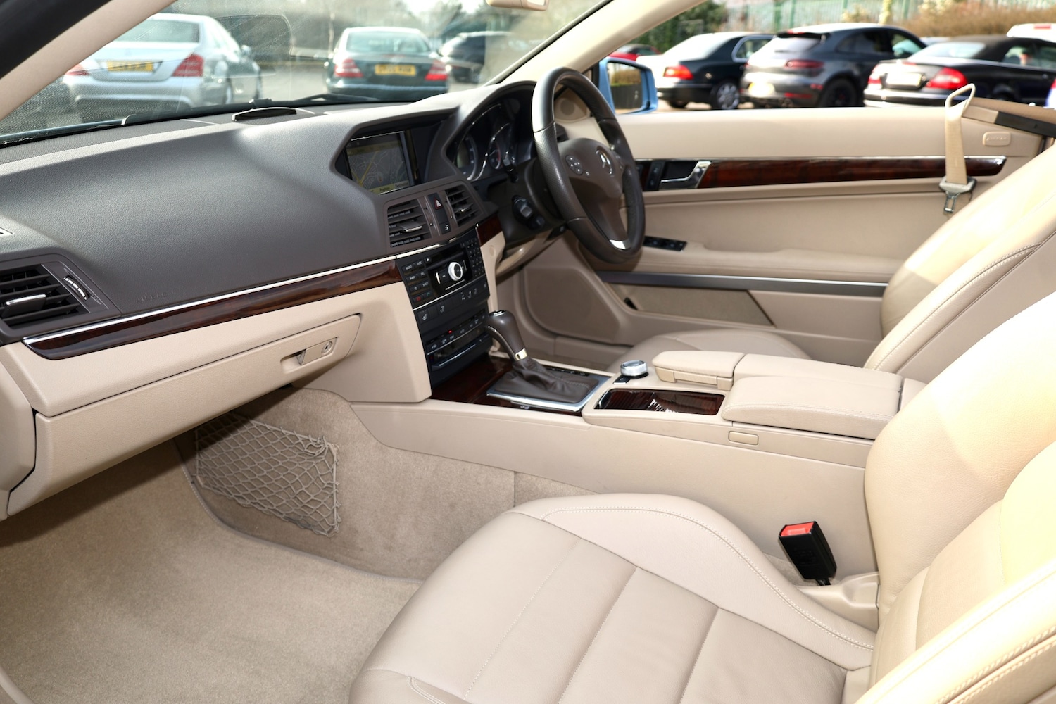 Used Mercedes-Benz E Class 2010 for sale - 77803015: Photo 3