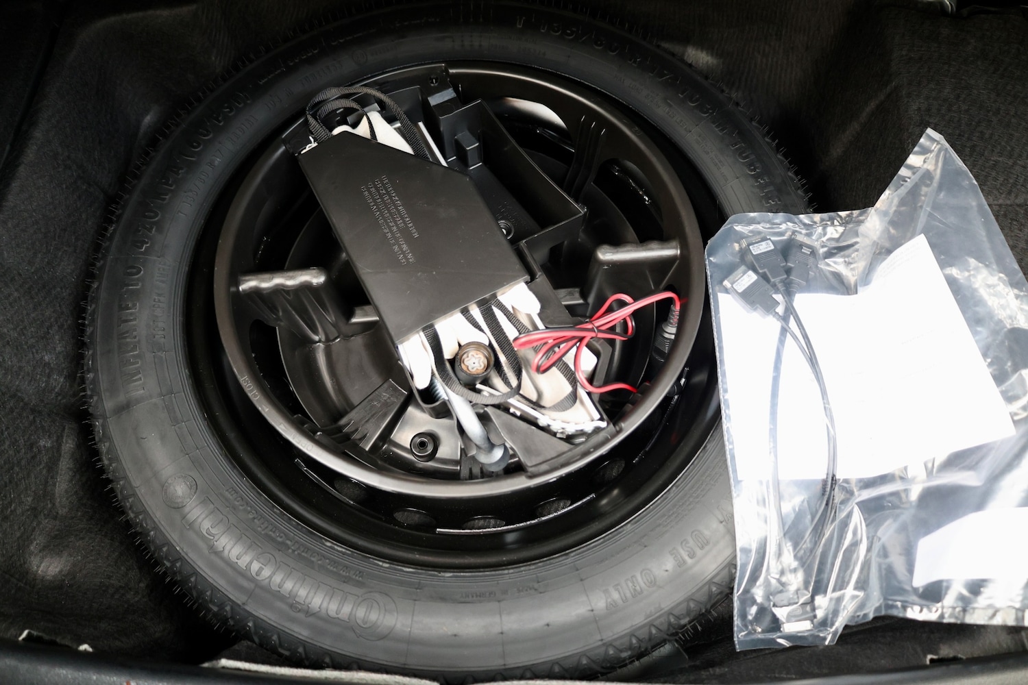 Used Mercedes-Benz E Class 2010 for sale - 77803015: Photo 38