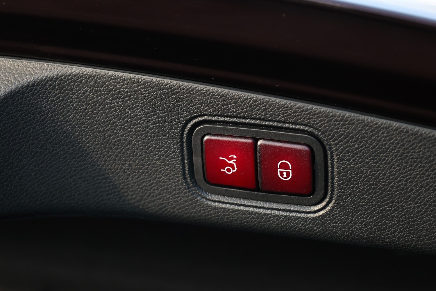 Used Mercedes-Benz E Class 2018 for sale - 77954307: Photo 30