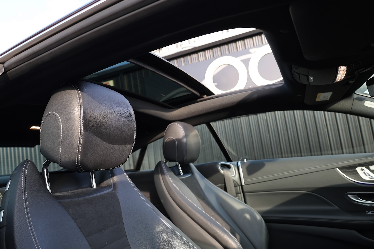 Used Mercedes-Benz E Class 2018 for sale - 77954307: Photo 6