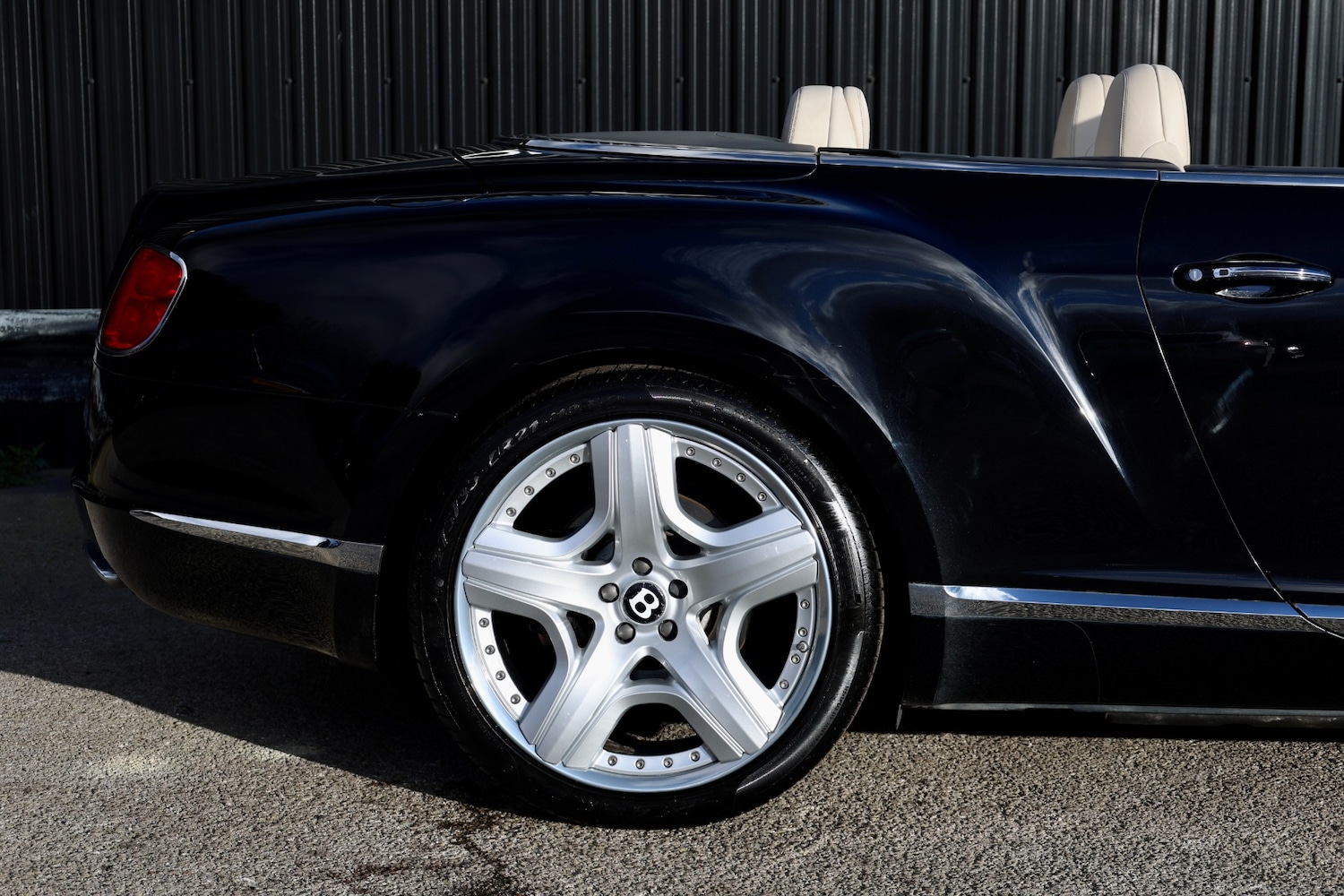 Used Bentley Continental 2013 for sale - 77897364: Photo 19