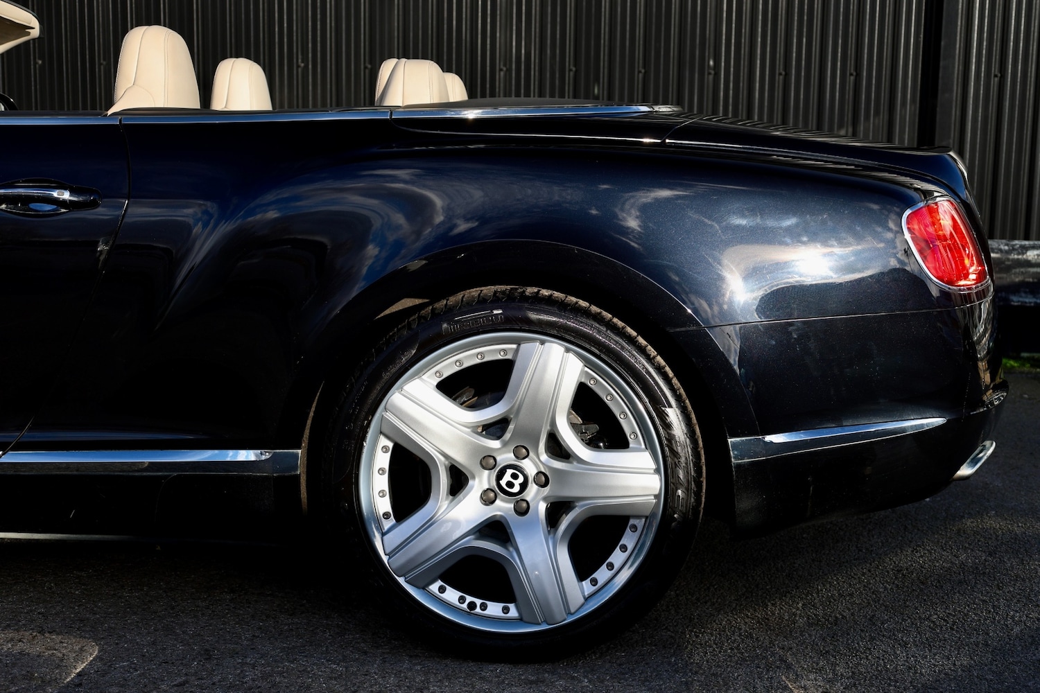 Used Bentley Continental 2013 for sale - 77897364: Photo 26