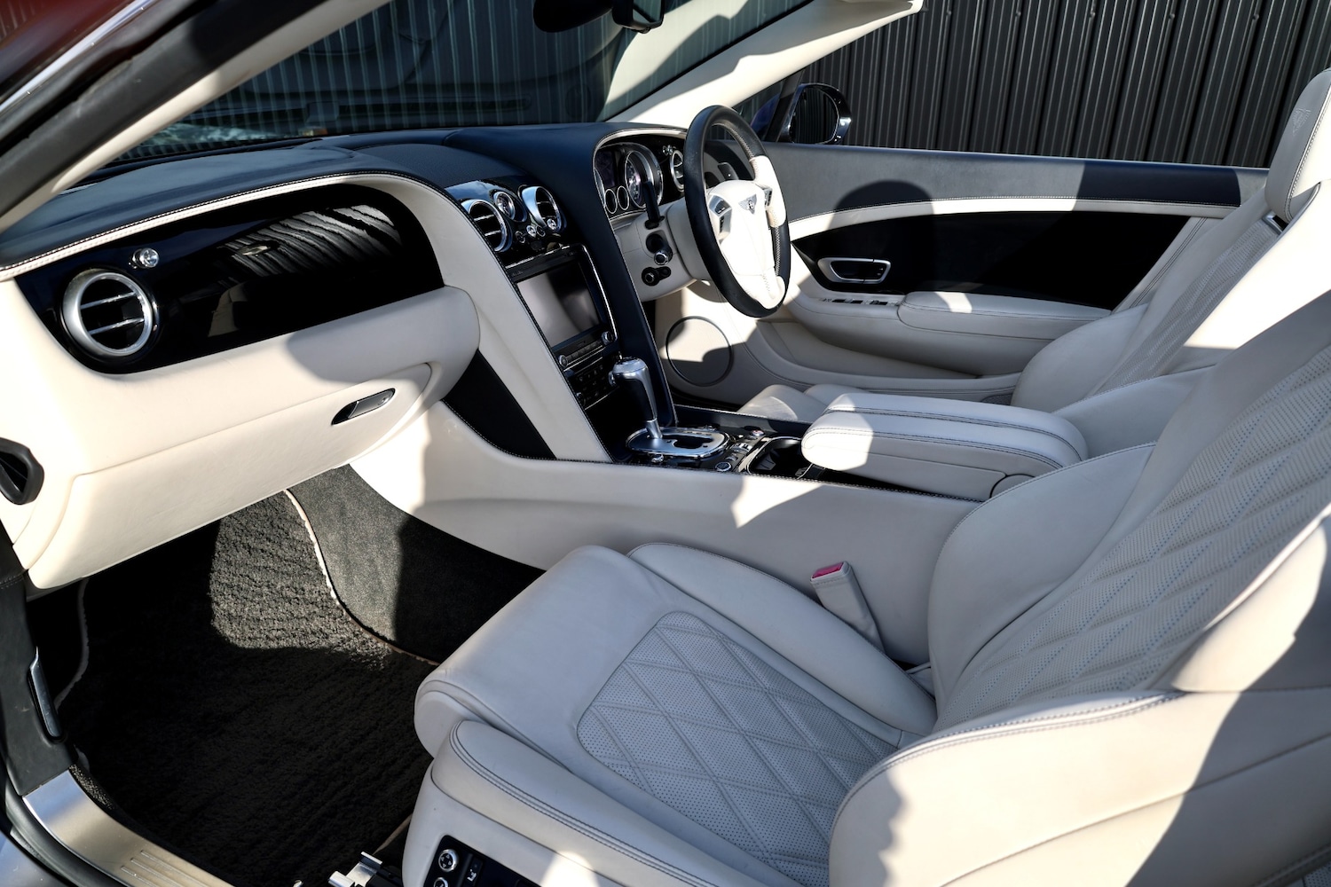 Used Bentley Continental 2013 for sale - 77897364: Photo 3