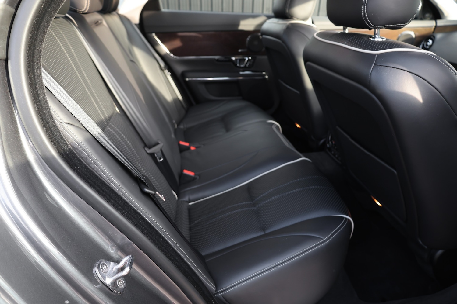 Used Jaguar XJ 2016 for sale - 77296340: Photo 11