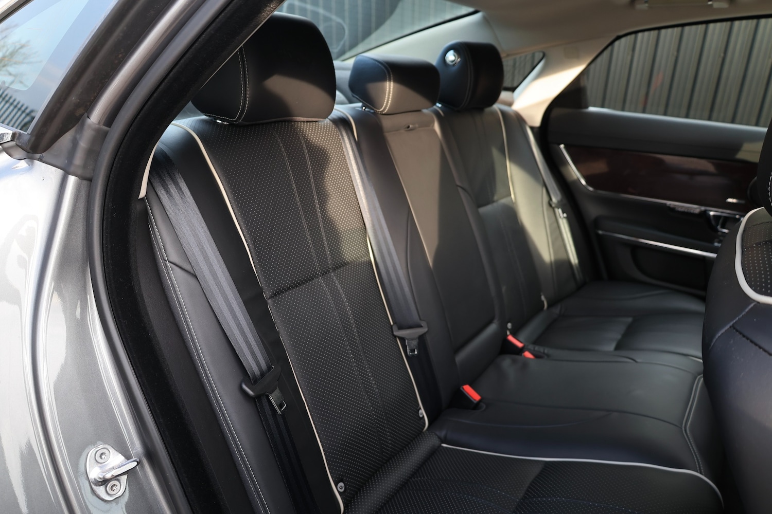 Used Jaguar XJ 2016 for sale - 77296340: Photo 23