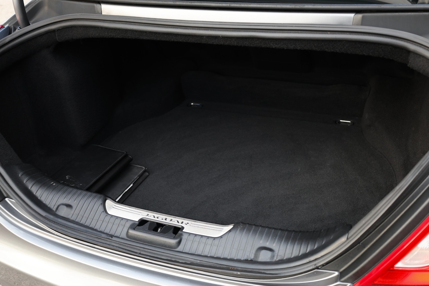 Used Jaguar XJ 2016 for sale - 77296340: Photo 29