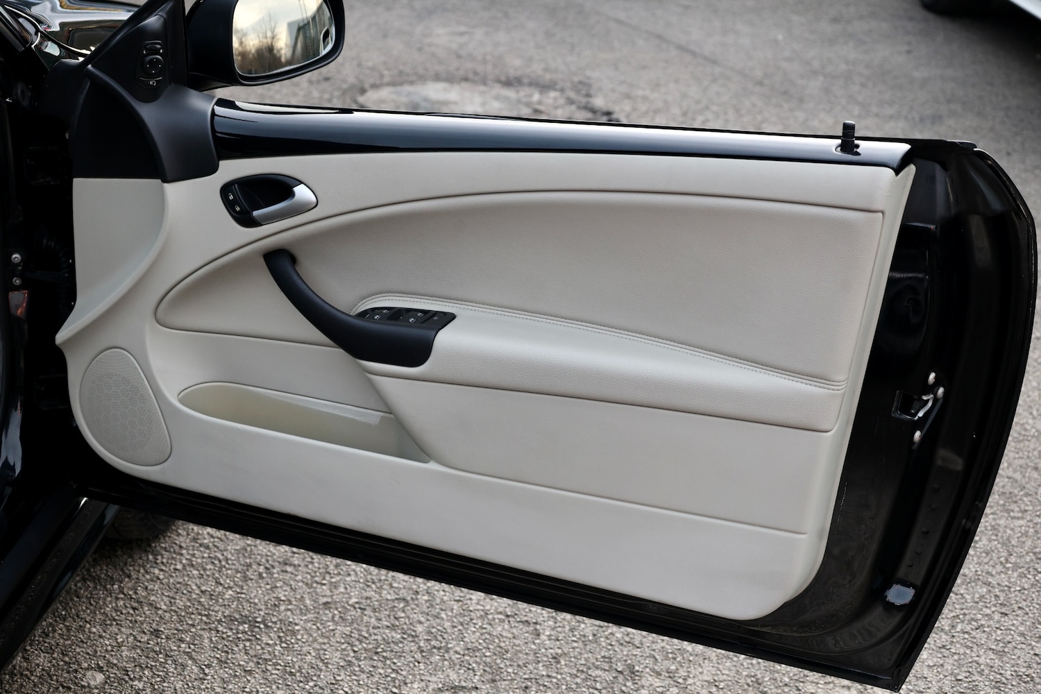 Used Saab 9-3 2010 for sale - 77198344: Photo 13