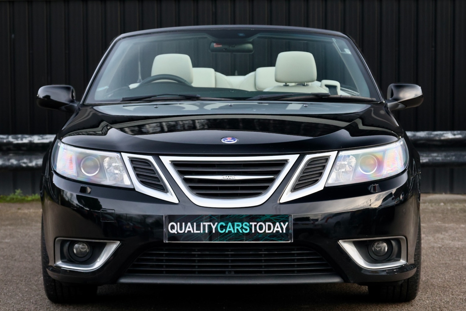 Used Saab 9-3 2010 for sale - 77198344: Photo 4