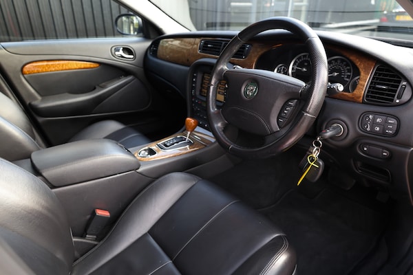 Used Jaguar S-Type 2006 for sale - 76191839: Photo 6