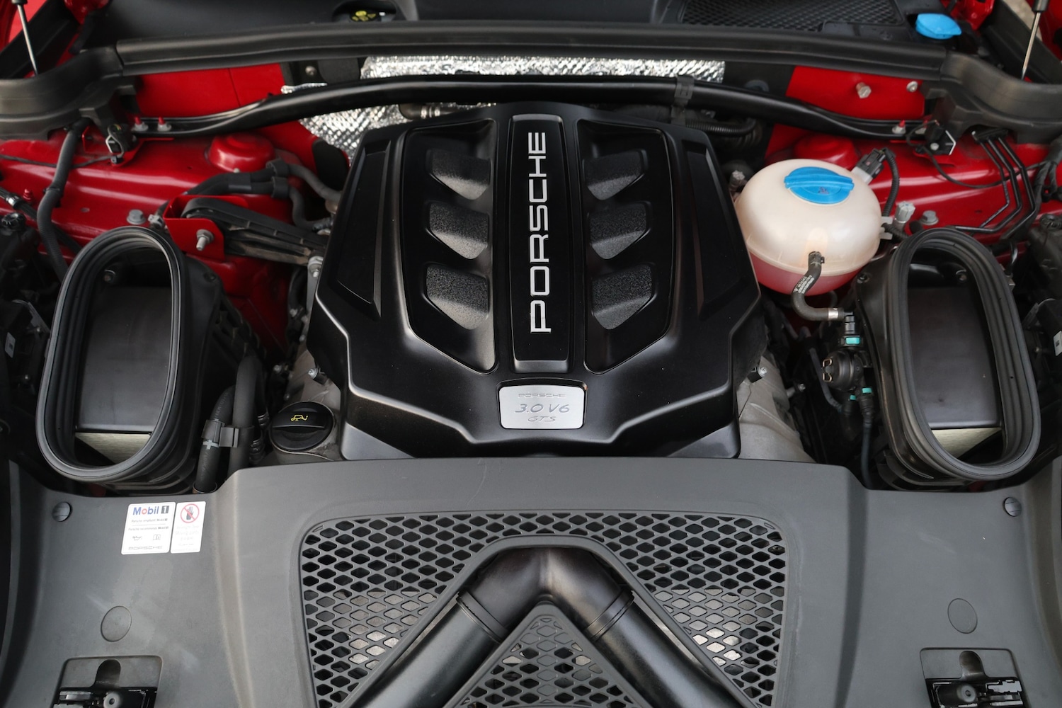 Used Porsche Macan 2018 for sale - 76481712: Photo 28