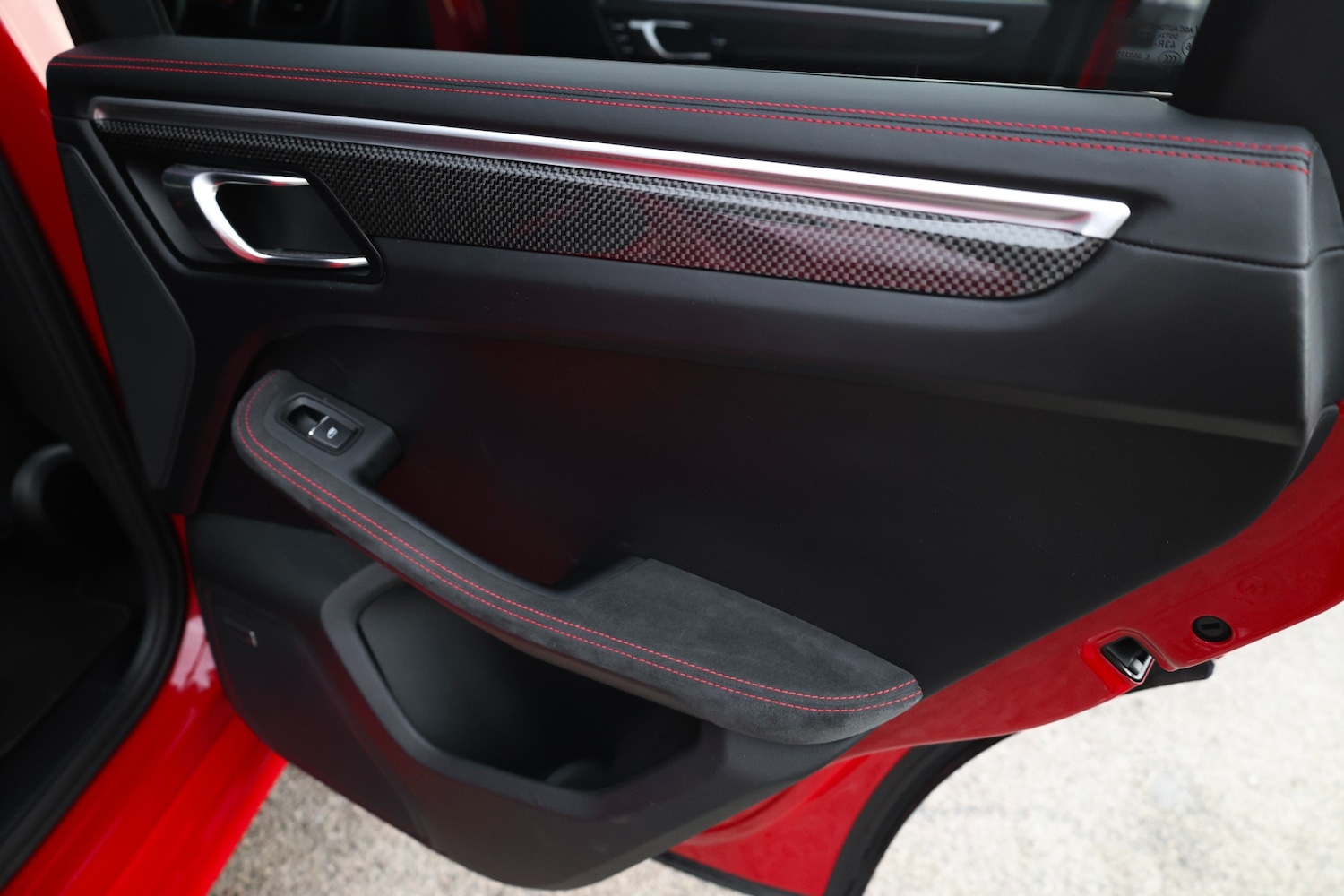 Used Porsche Macan 2018 for sale - 76481712: Photo 30