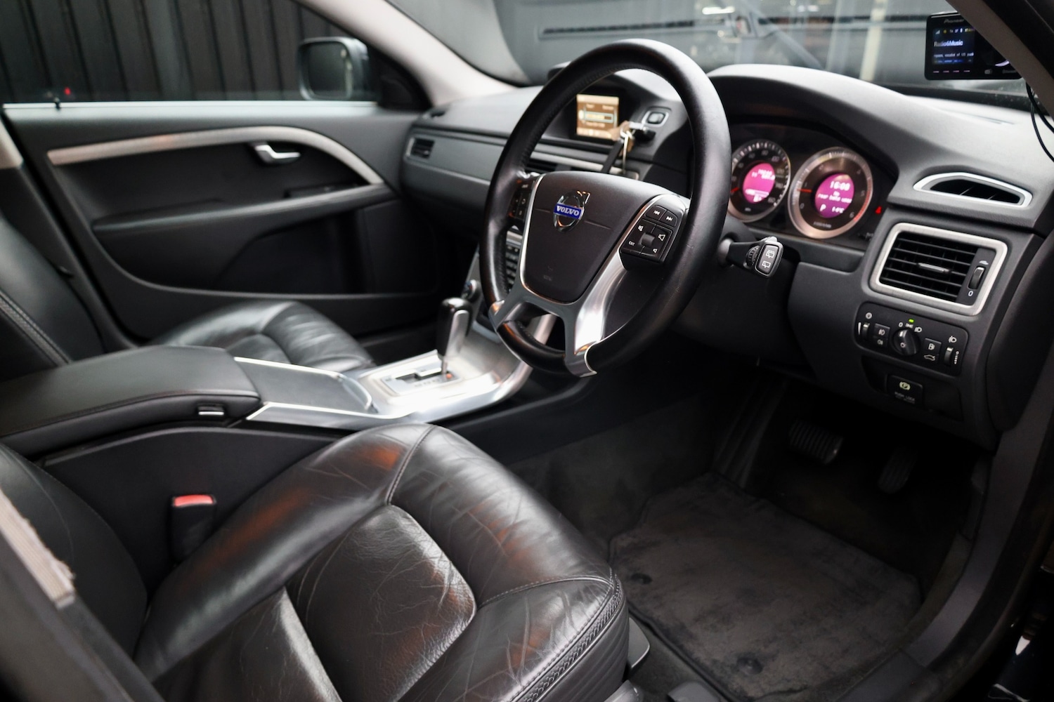 Used Volvo XC70 2013 for sale - 76476022: Photo 10