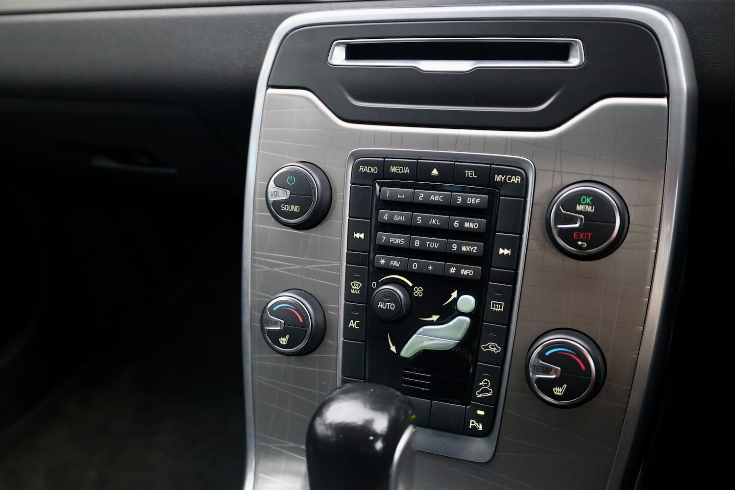 Used Volvo XC70 2013 for sale - 76476022: Photo 18