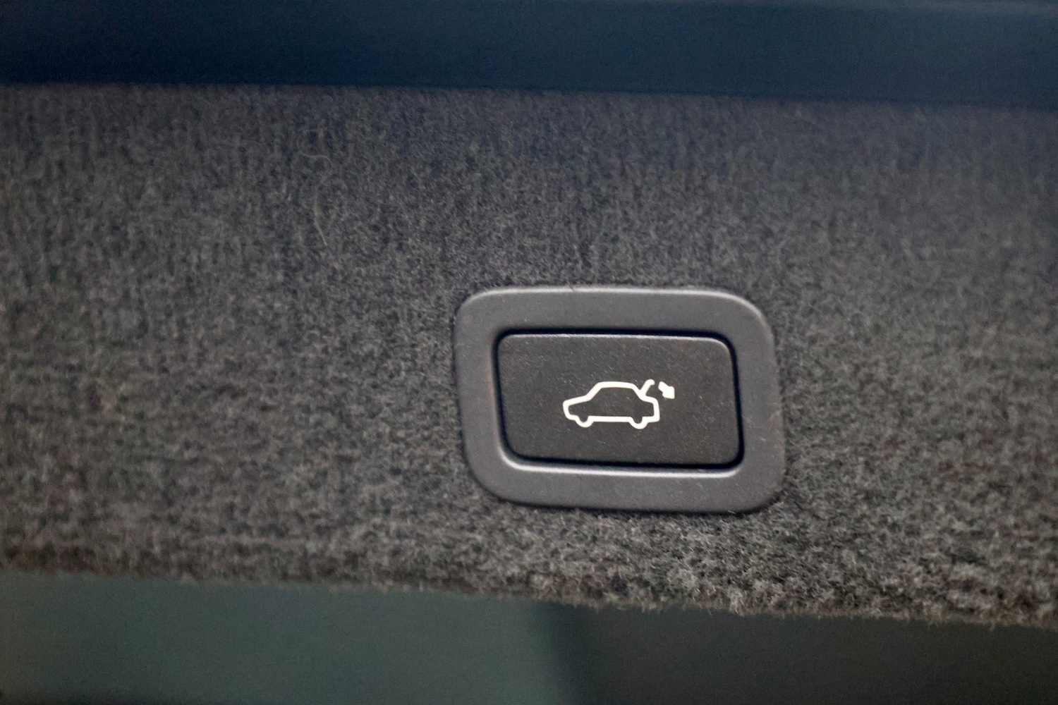 Used Volvo XC70 2013 for sale - 76476022: Photo 30