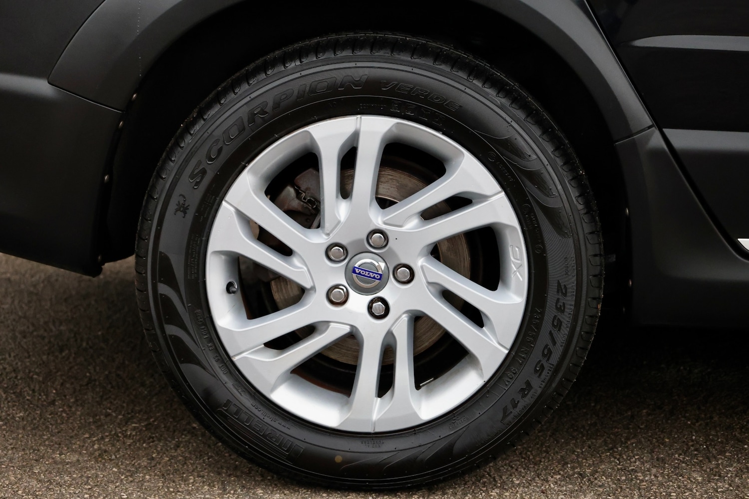 Used Volvo XC70 2013 for sale - 76476022: Photo 38