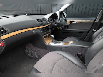 Used Mercedes-Benz E Class 2006 for sale - 78799925: Photo