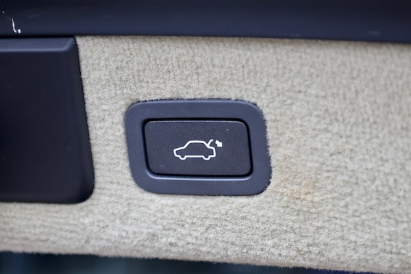 Used Jaguar XF 2013 for sale - 76088963: Photo 24
