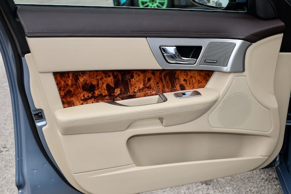 Used Jaguar XF 2013 for sale - 76088963: Photo 39