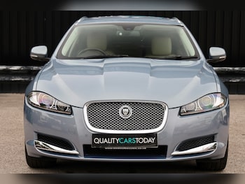 Used Jaguar XF 2013 for sale - 76088963: Photo 4