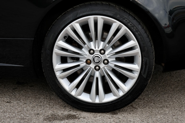 Used Jaguar XK 2010 for sale - 76155793: Photo 33