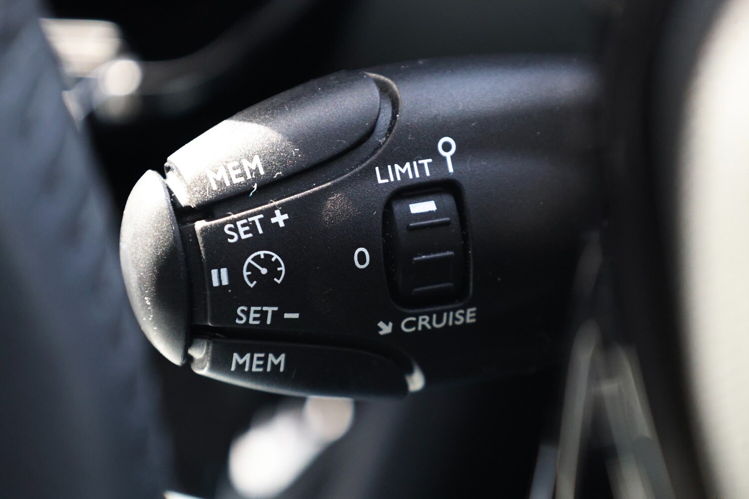 Used Peugeot 2008 2021 for sale - 75694974: Photo 41