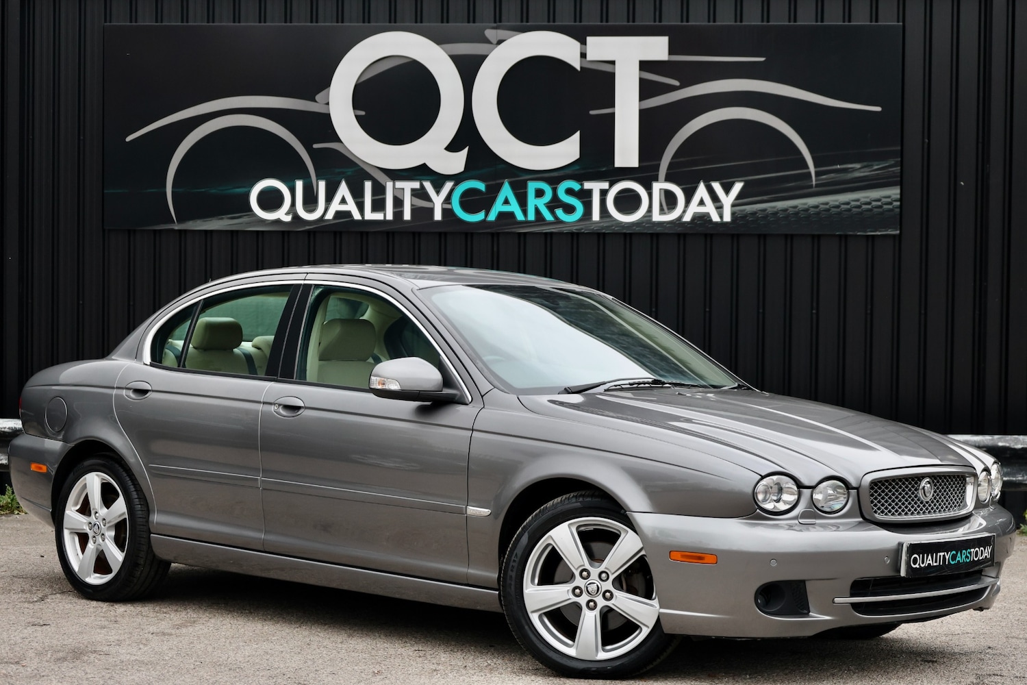 Used Jaguar X-Type 2009 for sale - 76290164: Photo 1