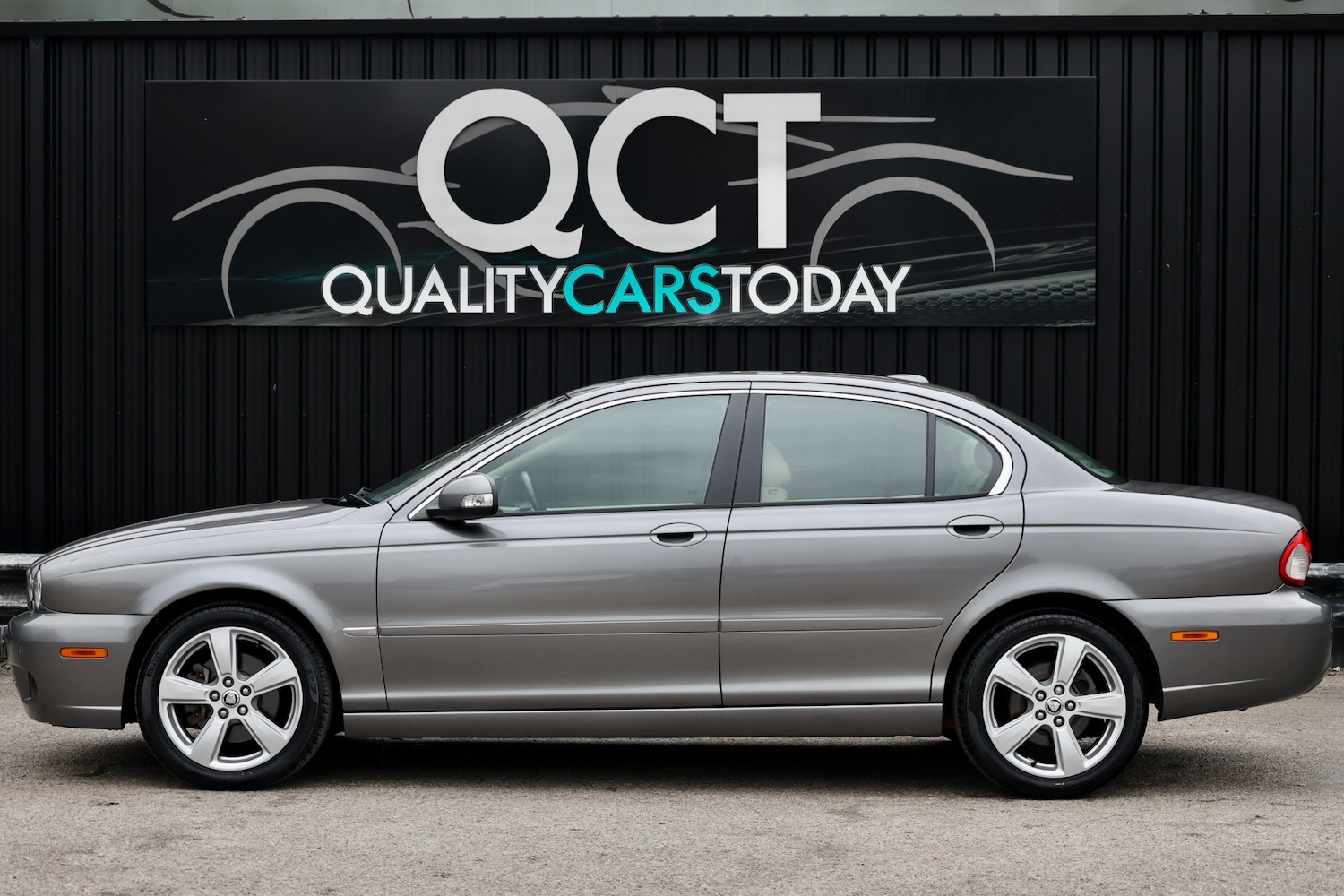 Used Jaguar X-Type 2009 for sale - 76290164: Photo 2