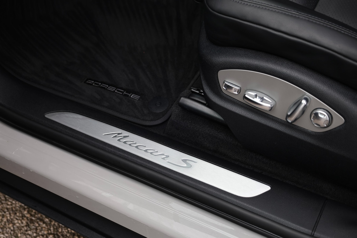 Used Porsche Macan 2023 for sale - 77694614: Photo 21