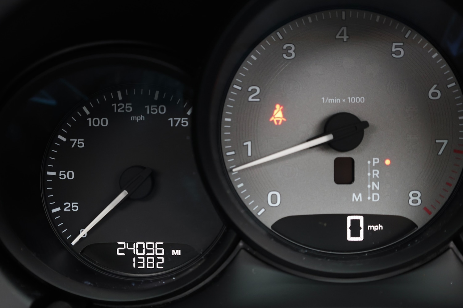 Used Porsche Macan 2023 for sale - 77694614: Photo 38