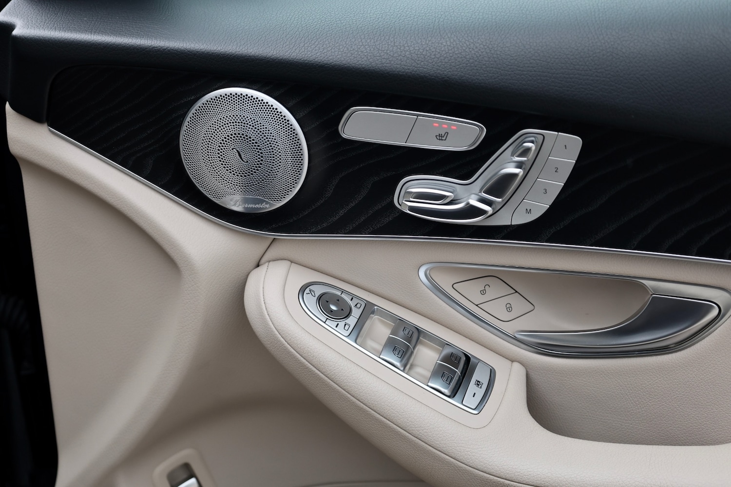 Used Mercedes-Benz GLC 2018 for sale - 76483142: Photo 22