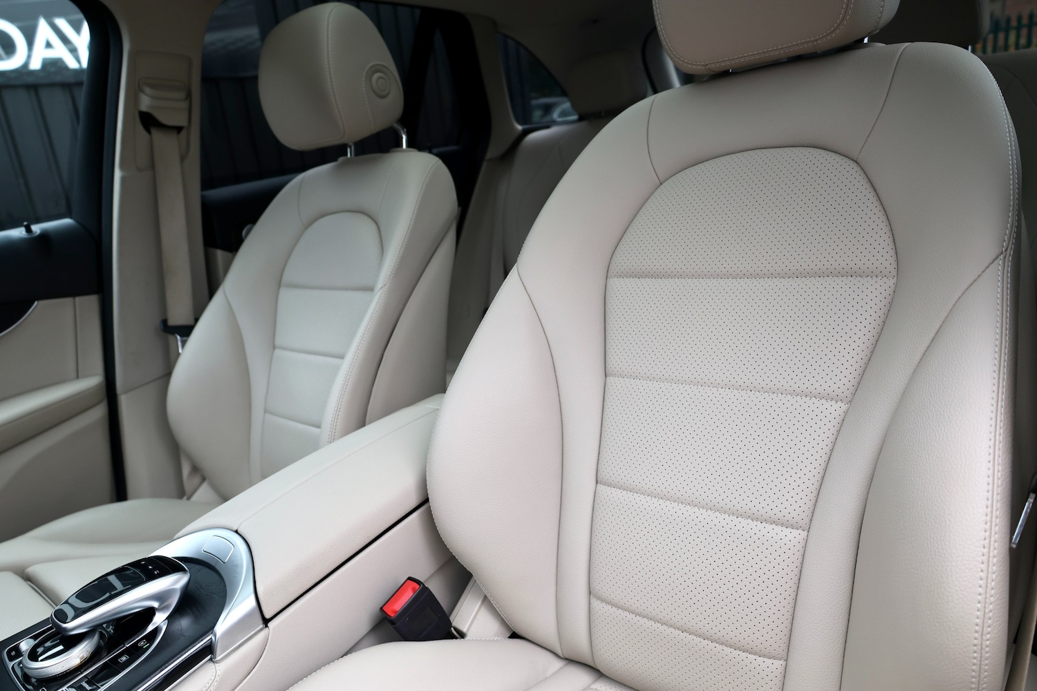 Used Mercedes-Benz GLC 2018 for sale - 76483142: Photo 26