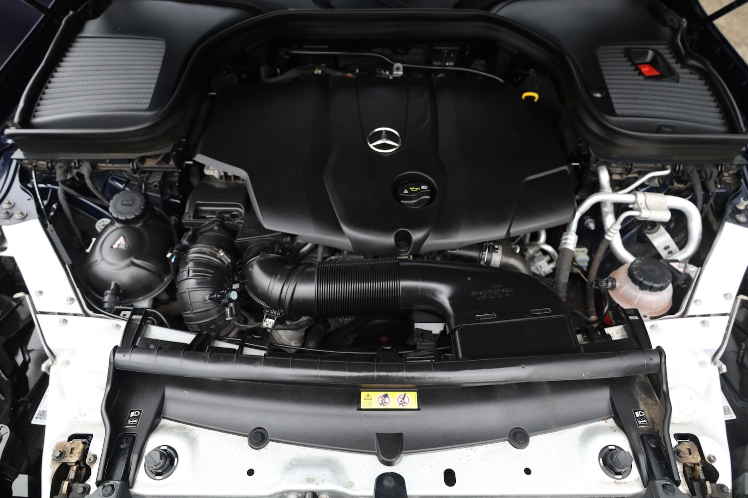 Used Mercedes-Benz GLC 2018 for sale - 76483142: Photo 30